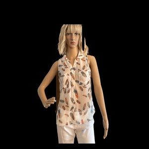 Tank with buttons very cute ☀️☀️